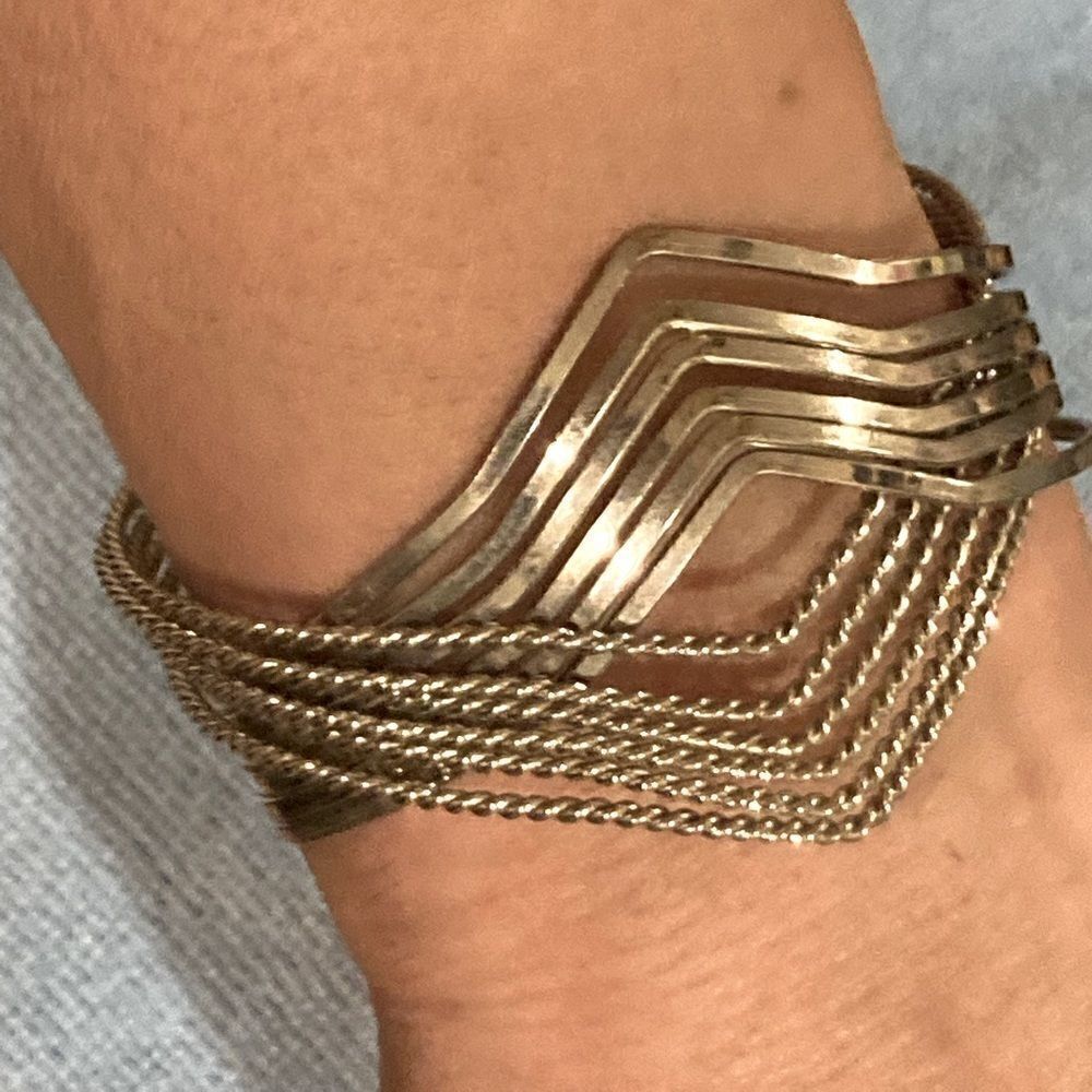 Bracelet   